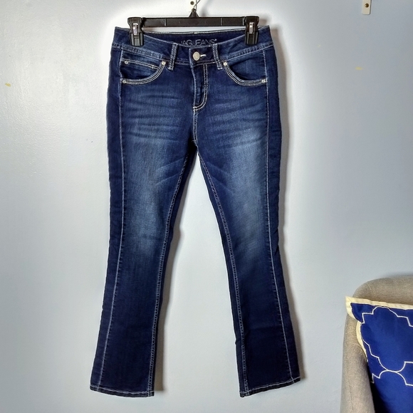 Jag Jeans Denim - 5/$30 JagJeans Midrise Bootleg Blue Wash Jeans